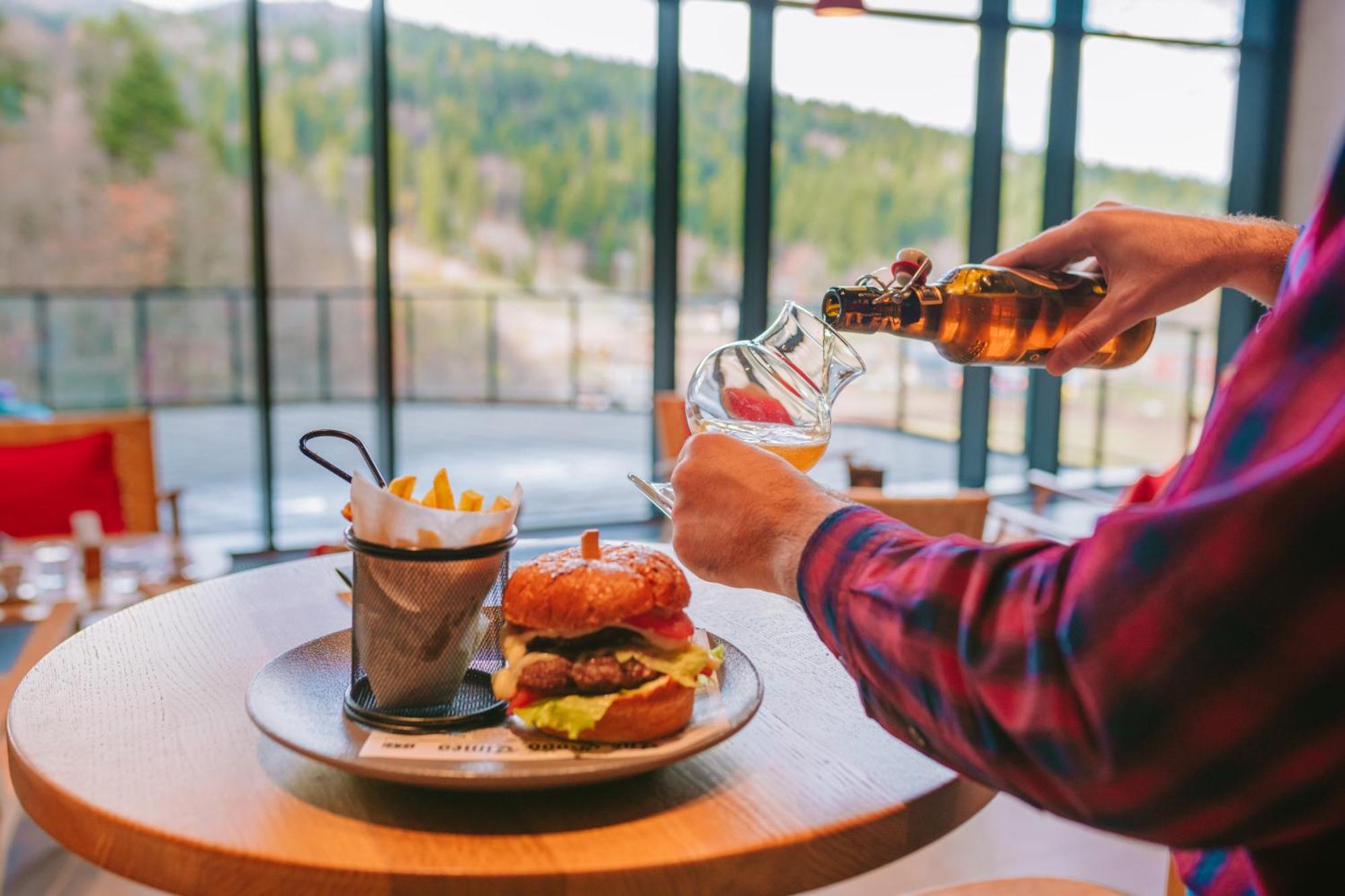 Hotel Nomad Bjelašnica Kültér fotó