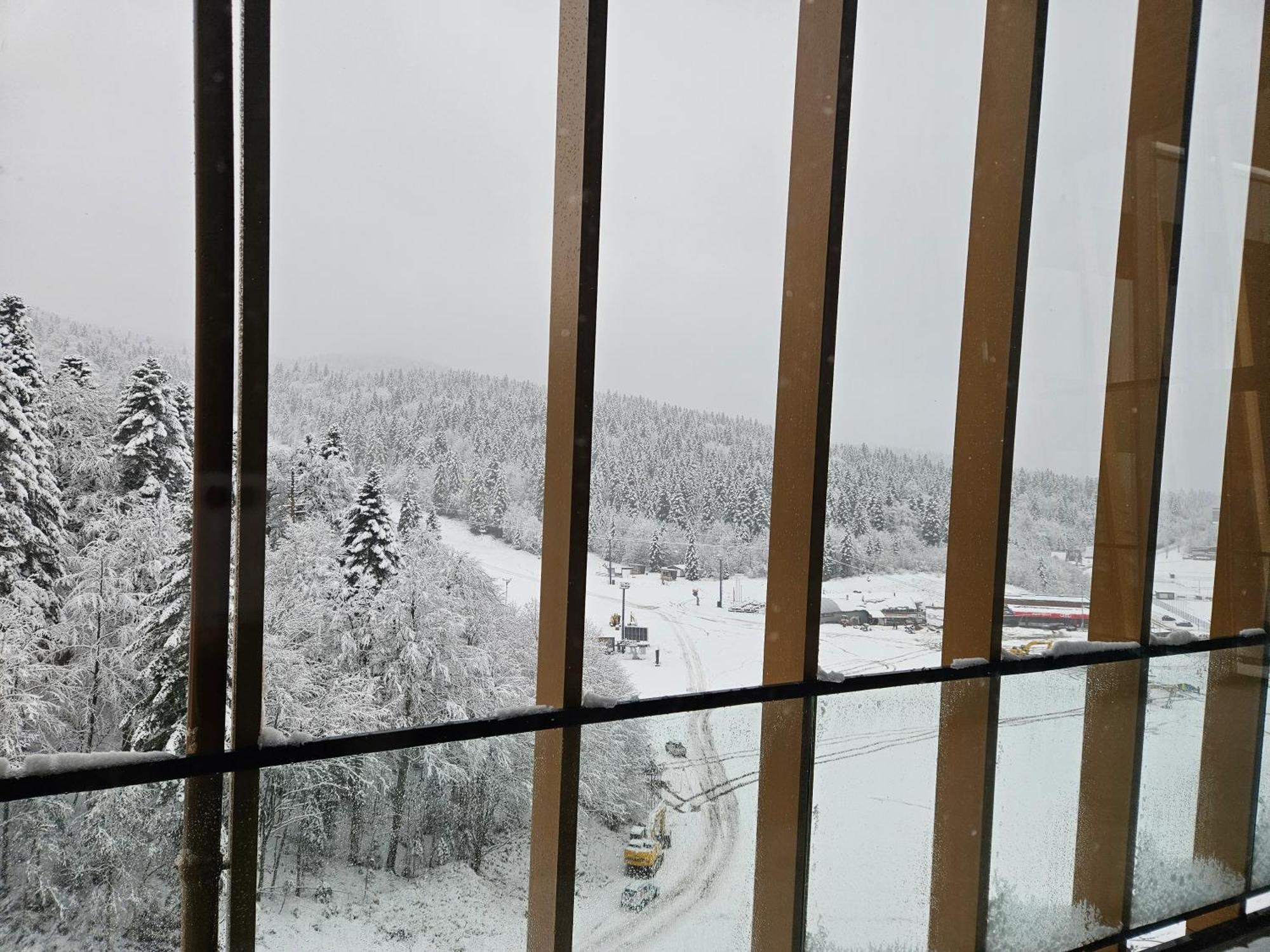 Hotel Nomad Bjelašnica Kültér fotó